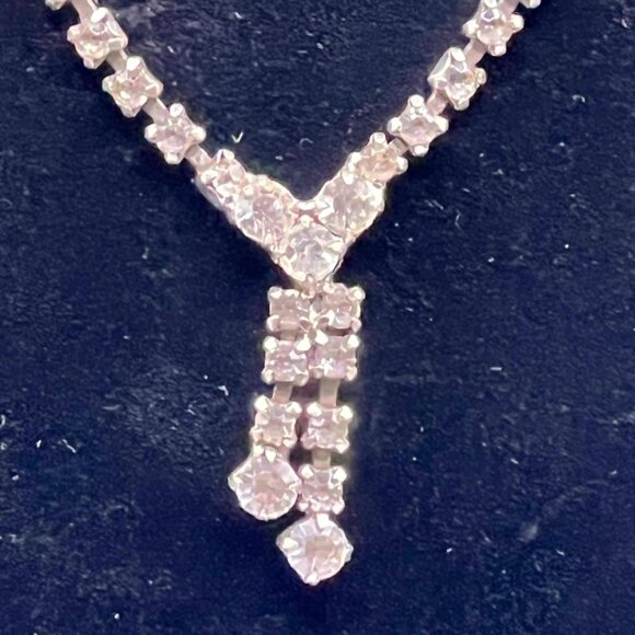 Vintage 1950s Clear Glass Rhinestone drop Necklace 16” Evening Wedding Jewelry - Picture 5 of 6